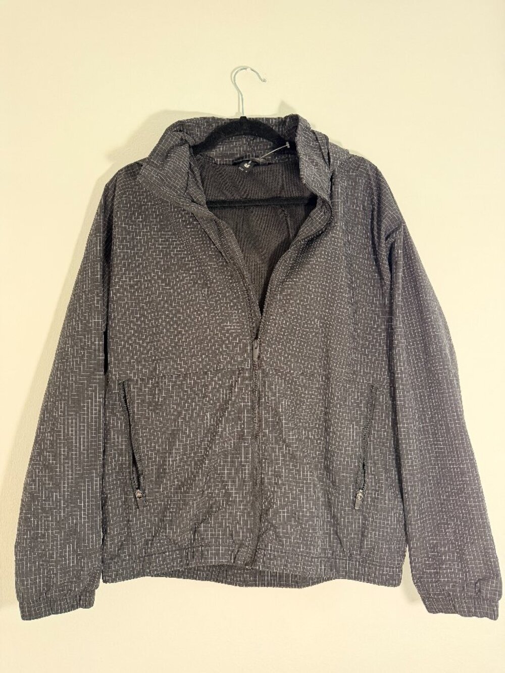All In Motion Gray Grid Hooded Windbreaker Jacket Packable Lightweight Hiking